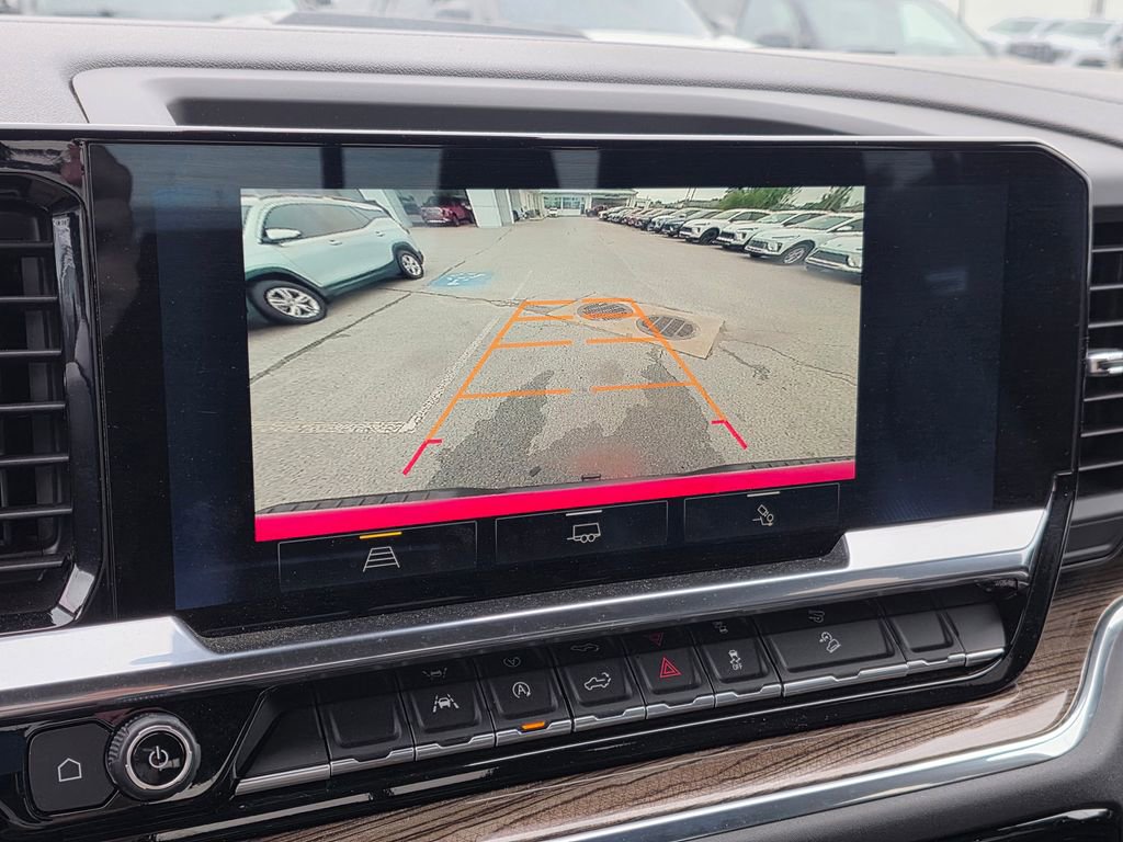 Used 2024 Chevrolet Silverado 1500 LT Trail Boss w/ Convenience Package II image 18