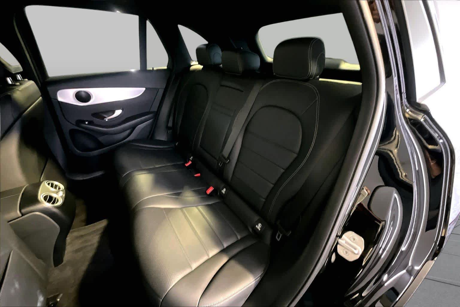 Used 2020 Mercedes-Benz GLC 300 4MATIC image 21