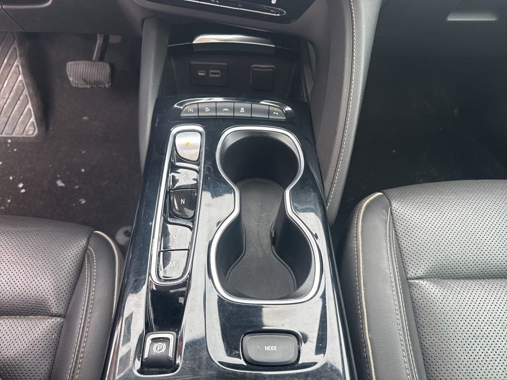 Used 2021 Buick Envision Essence w/ Sport Touring Package image 41