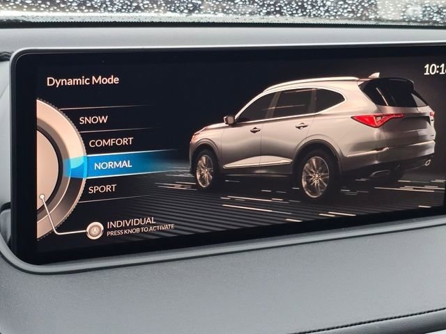 Used 2024 Acura MDX SH-AWD w/ Technology Package image 24