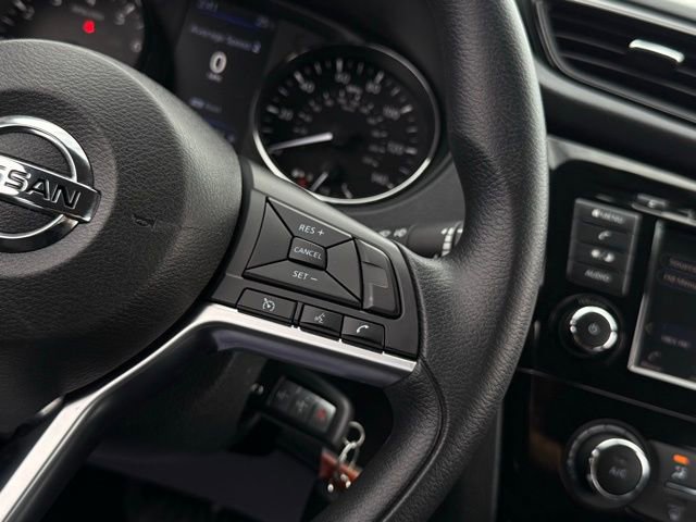 Used 2019 Nissan Rogue S image 8