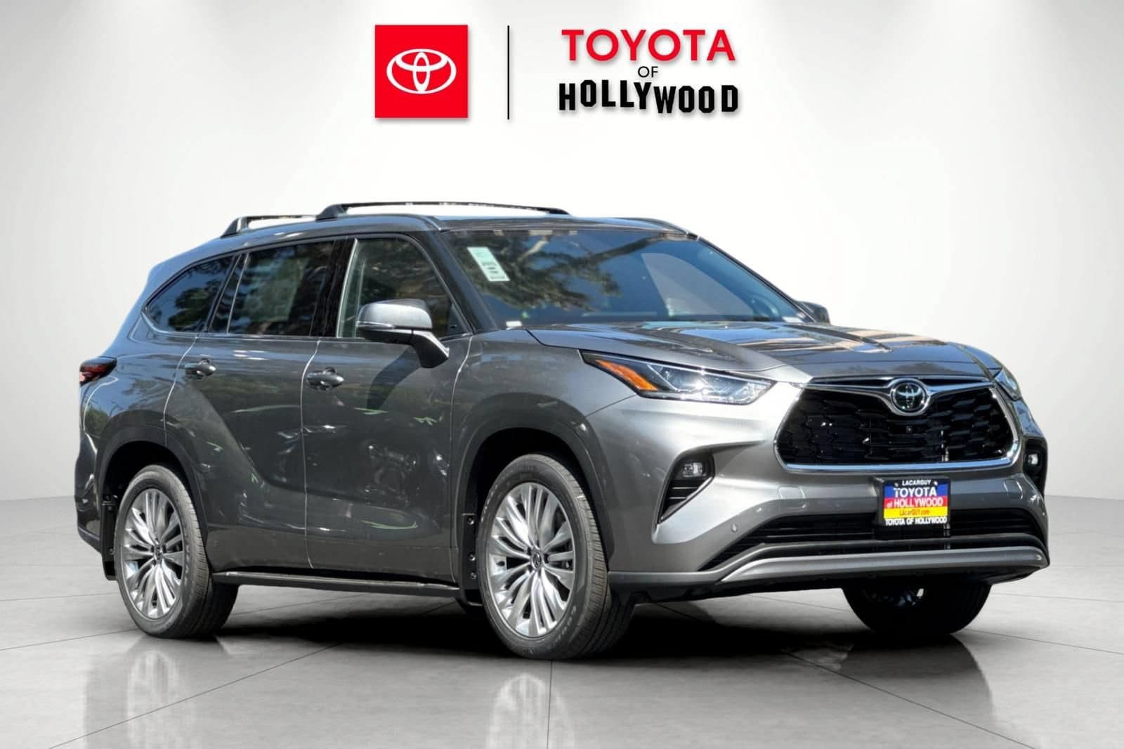 New 2026 Toyota Highlander Platinum