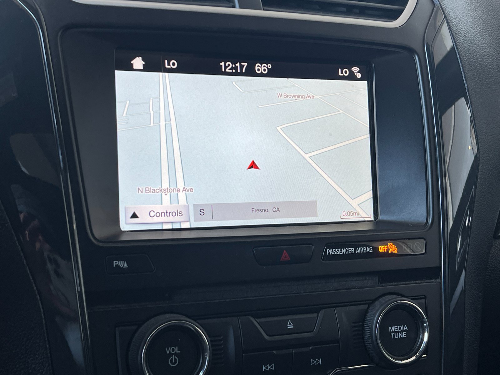 Used 2017 Ford Explorer XLT w/ Equipment Group 202A FWD image 20
