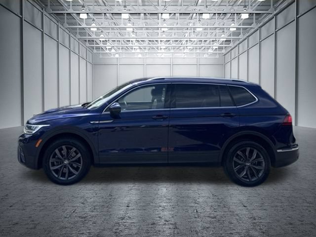Used 2022 Volkswagen Tiguan SE AWD/4WD image 3