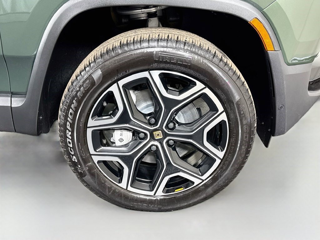 Used 2026 Rivian R1S Adventure Dual AWD/4WD image 30
