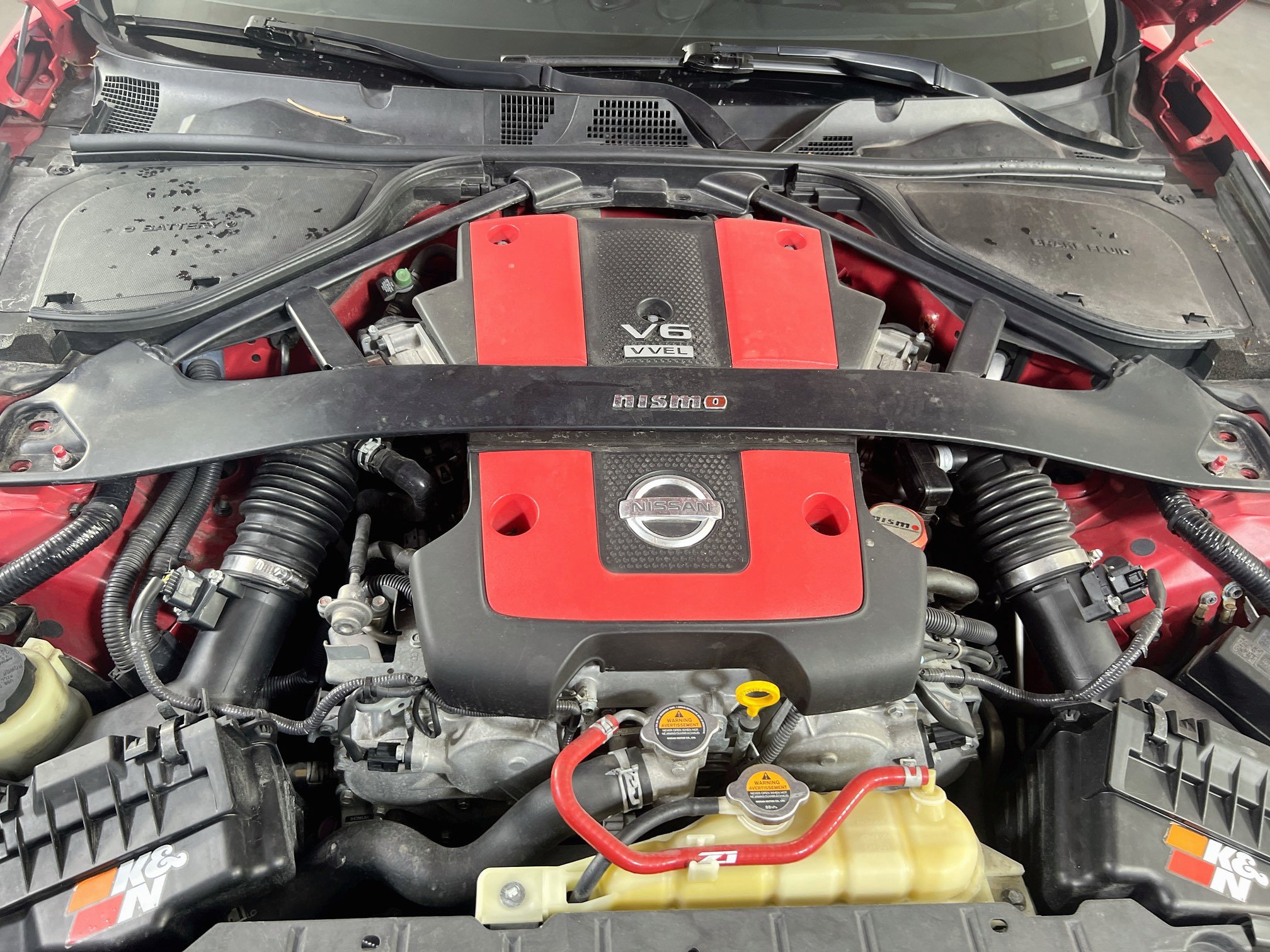Used 2017 Nissan 370Z NISMO RWD image 26