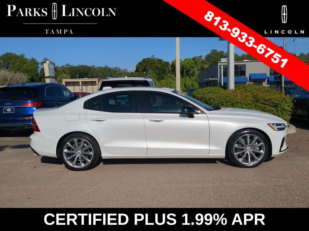 Used 2021 Volvo S60 T5 Momentum w/ Premium Package AWD/4WD image 3