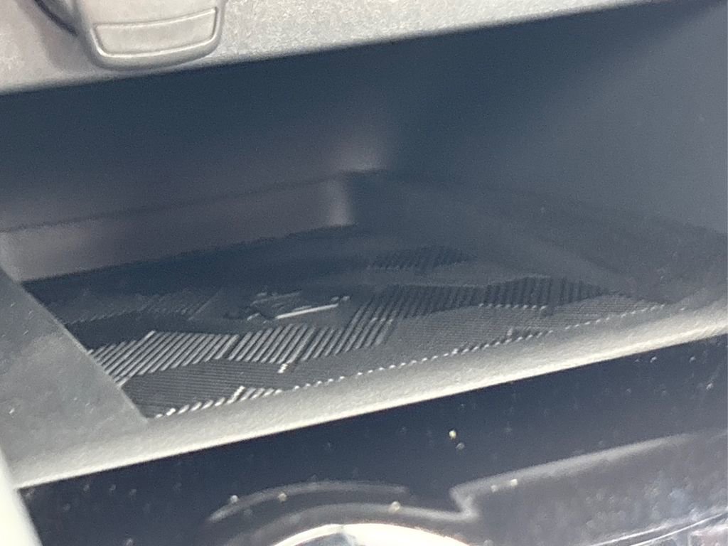 Certified 2025 Nissan Versa SV image 32