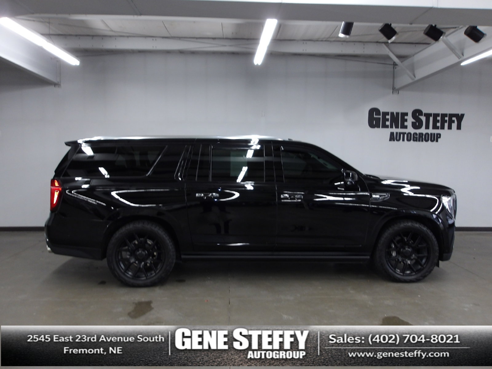 Used 2024 GMC Yukon XL Denali w/ Denali Reserve Package