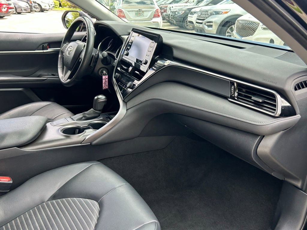 Used 2023 Toyota Camry SE image 31