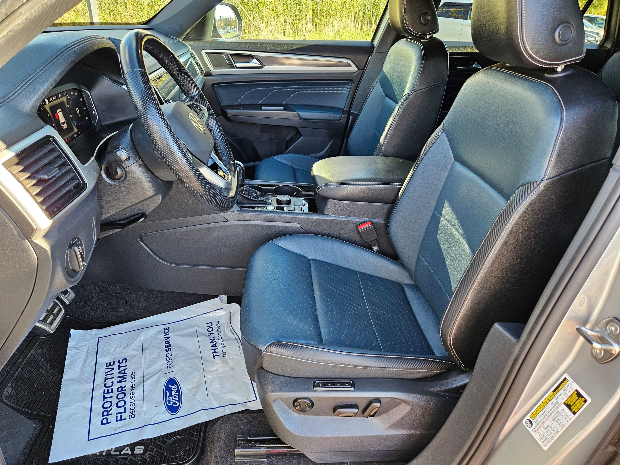 Used 2023 Volkswagen Atlas Cross Sport SEL image 7