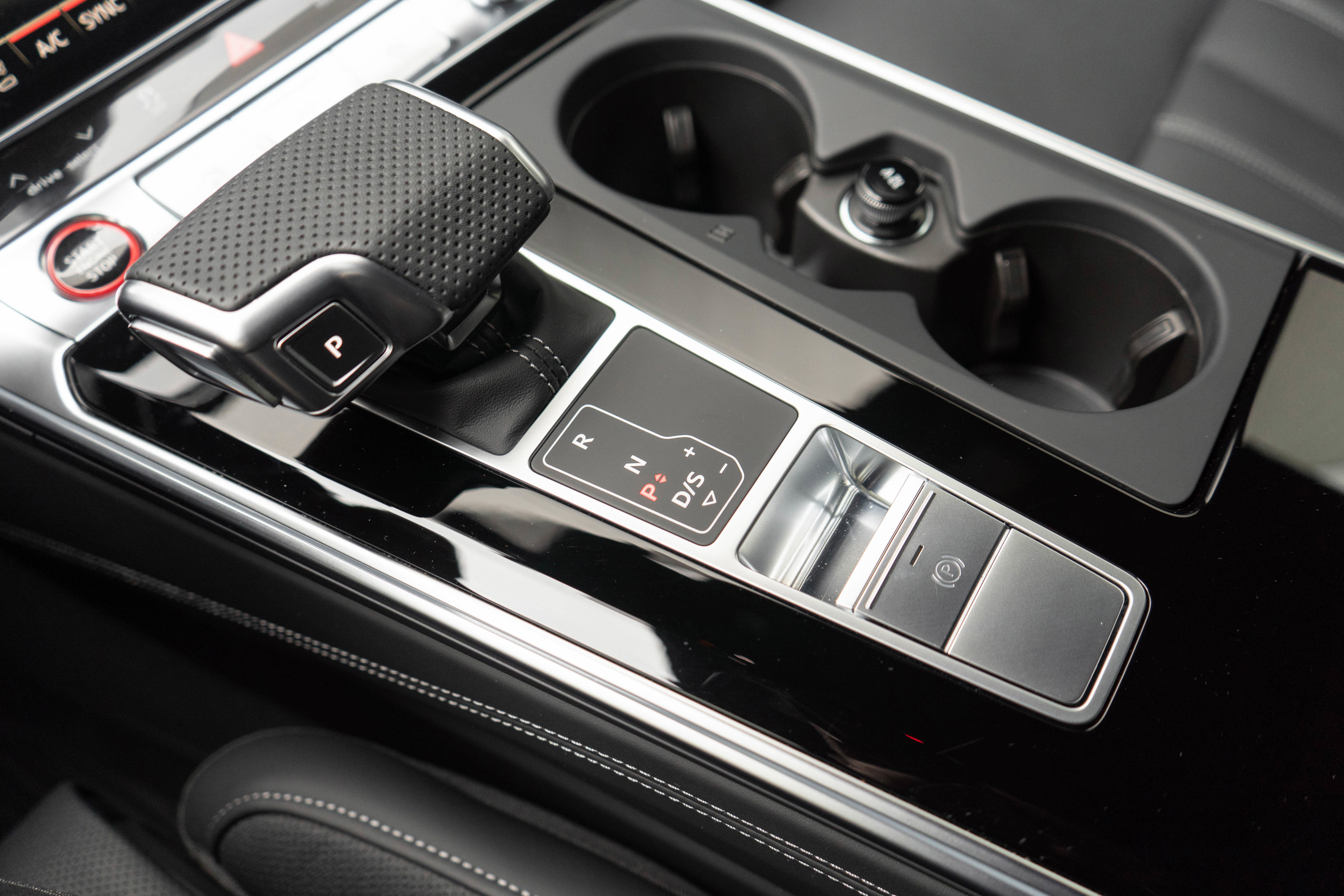 Used 2025 Audi RS 7 Performance image 23