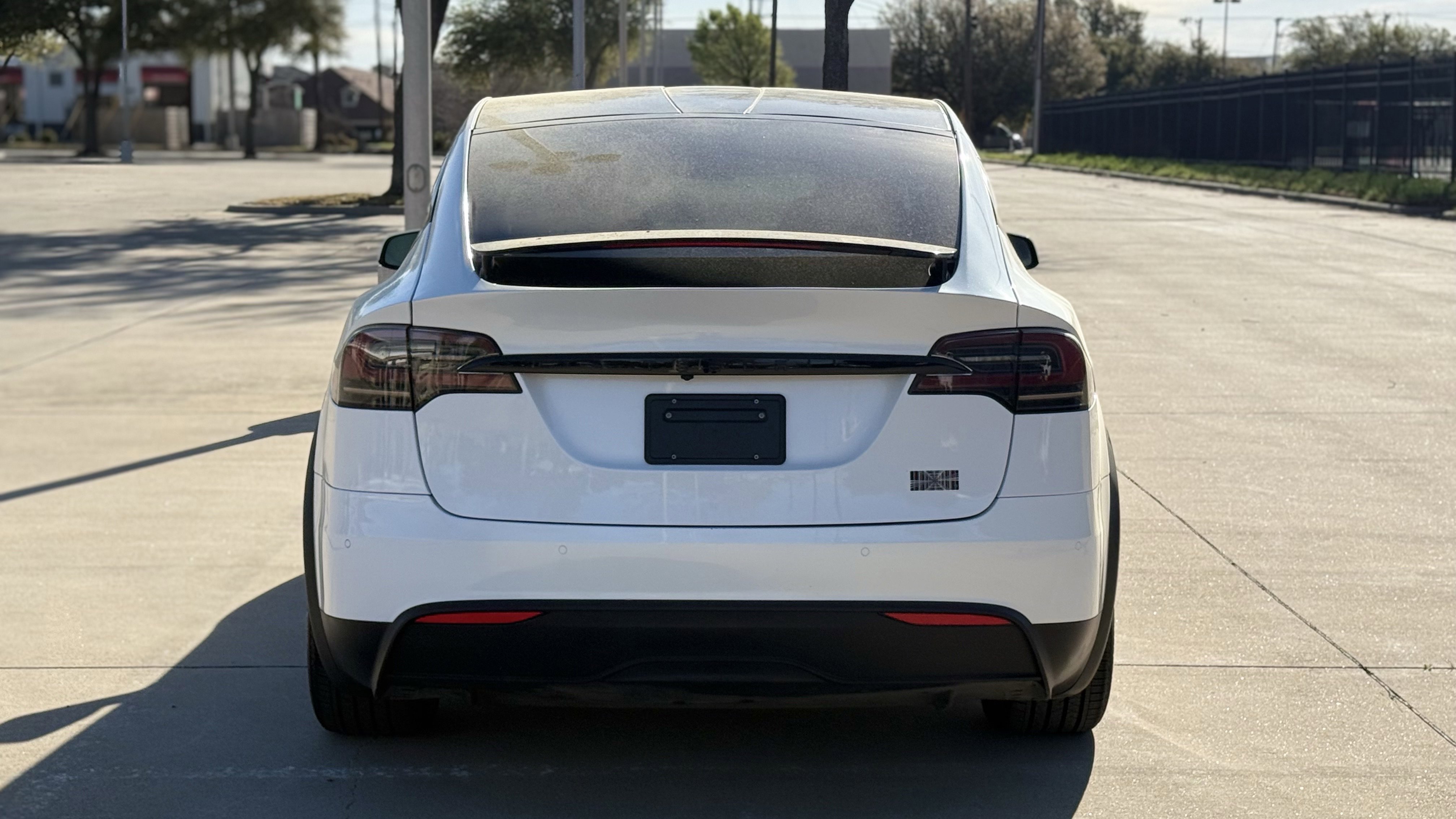 Used 2023 Tesla Model X Plaid image 10
