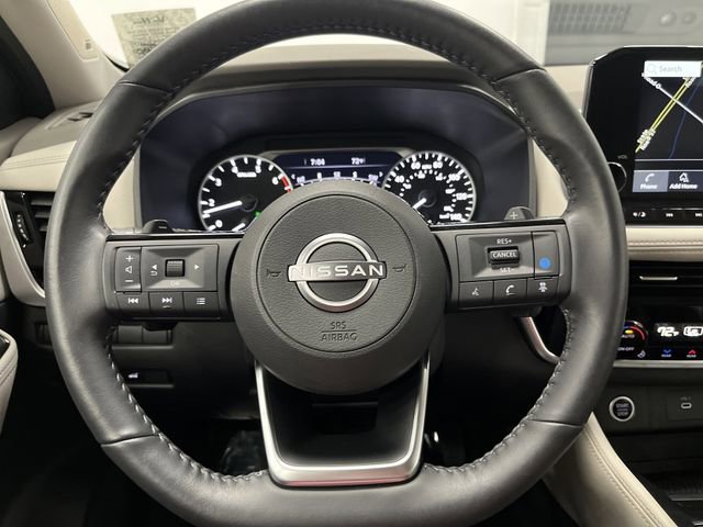 Used 2023 Nissan Rogue SL w/ SL Premium Package image 18