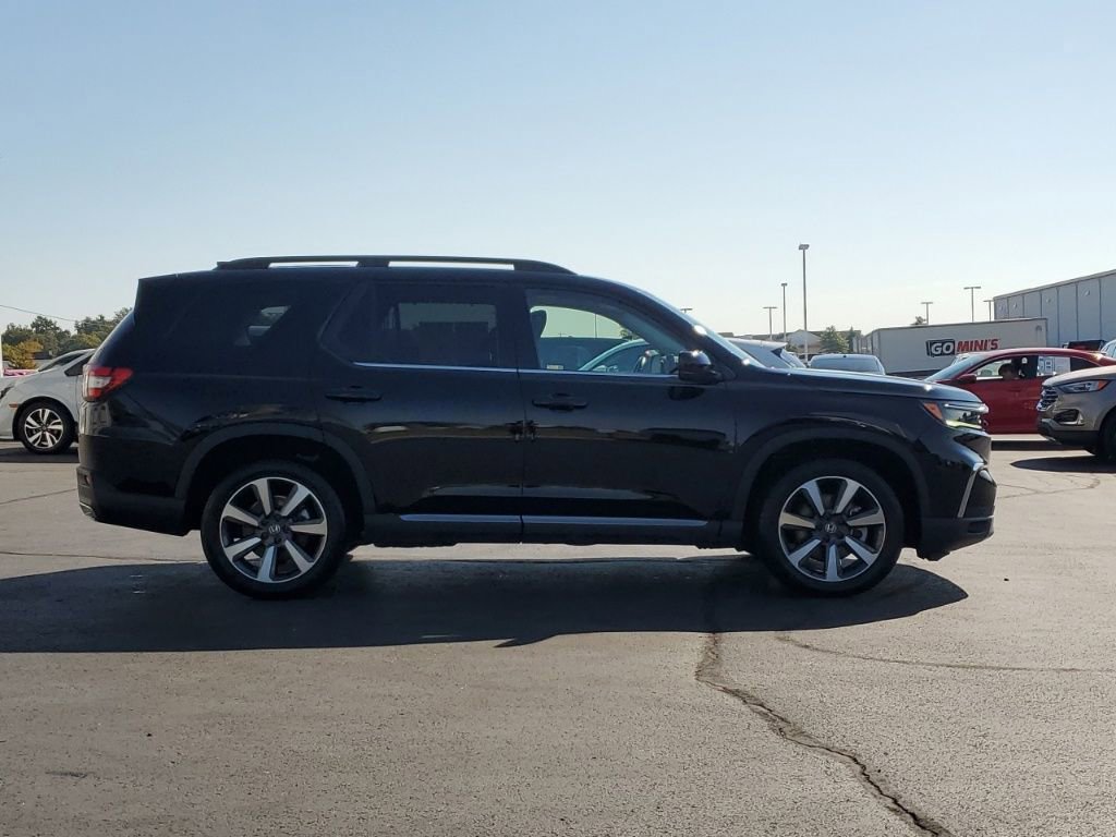 Used 2023 Honda Pilot Elite image 8