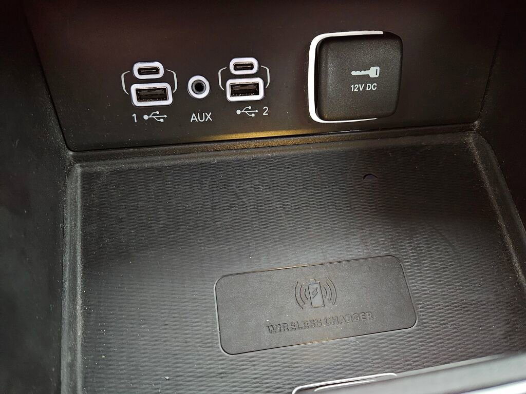 Used 2023 Jeep Grand Cherokee Limited w/ Luxury Tech Group II image 26