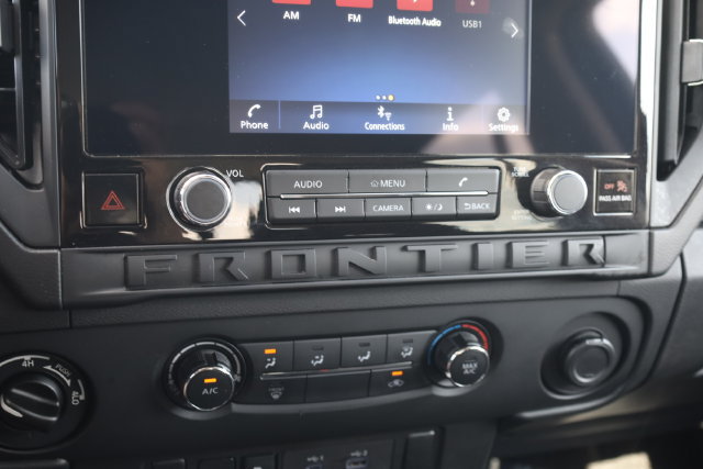 Used 2025 Nissan Frontier S AWD/4WD image 19