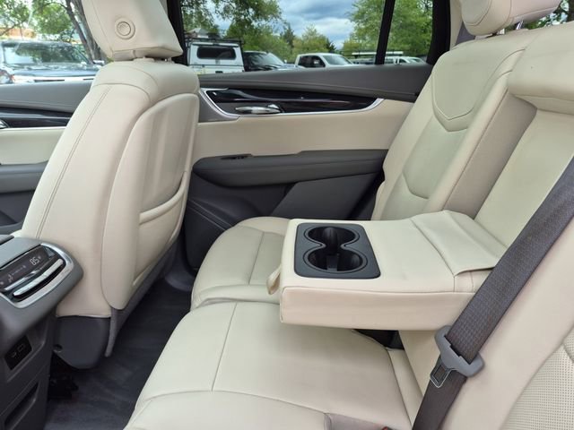 Used 2022 Cadillac XT6 Premium Luxury w/ Technology Package AWD/4WD image 30