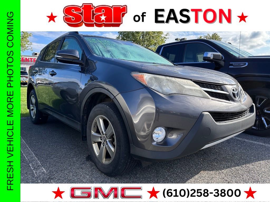 Used 2015 Toyota RAV4 XLE AWD/4WD image 1