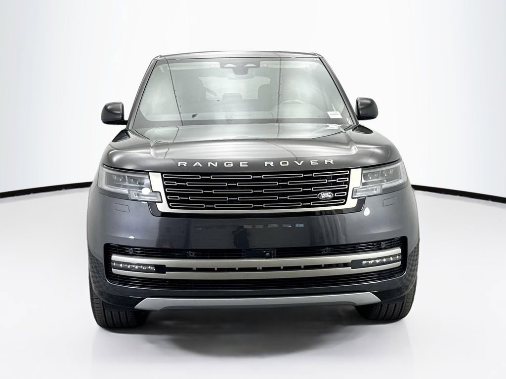 New 2026 Land Rover Range Rover SE image 2