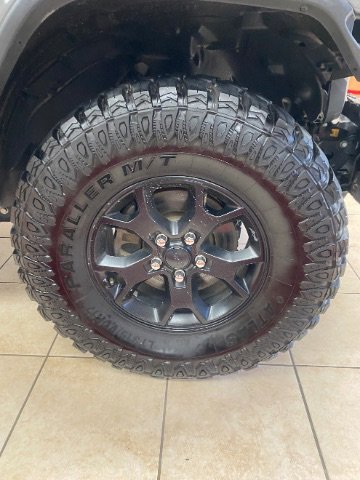 Used 2019 Jeep Wrangler Unlimited Sahara w/ Quick Order Package 24M Moab image 36