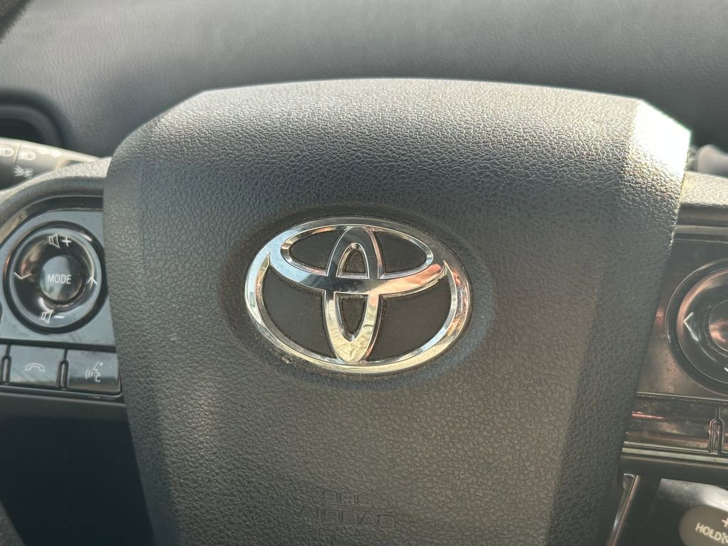 Used 2022 Toyota Prius LE image 57