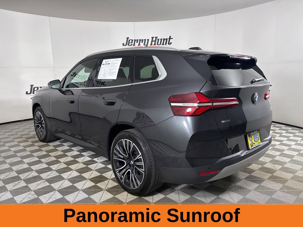 Used 2025 BMW X3 xDrive30i w/ Premium Package AWD/4WD image 7