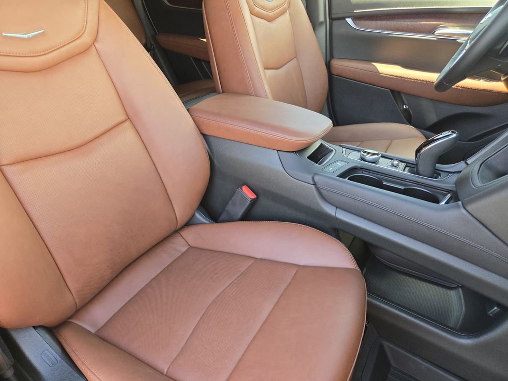New 2026 Cadillac XT5 Premium Luxury AWD/4WD image 8