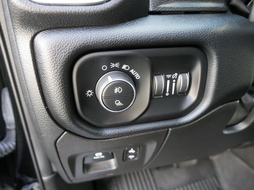 Used 2022 RAM 1500 Laramie image 15