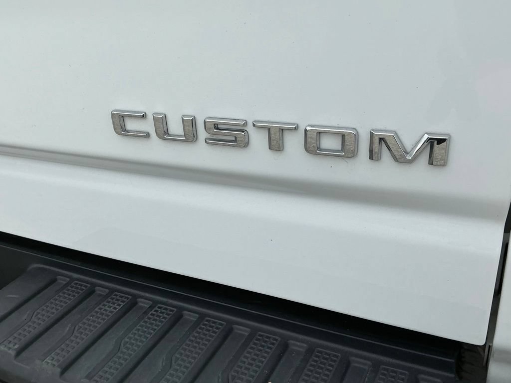 Used 2024 Chevrolet Silverado 2500 Custom w/ Custom Convenience Package AWD/4WD image 30