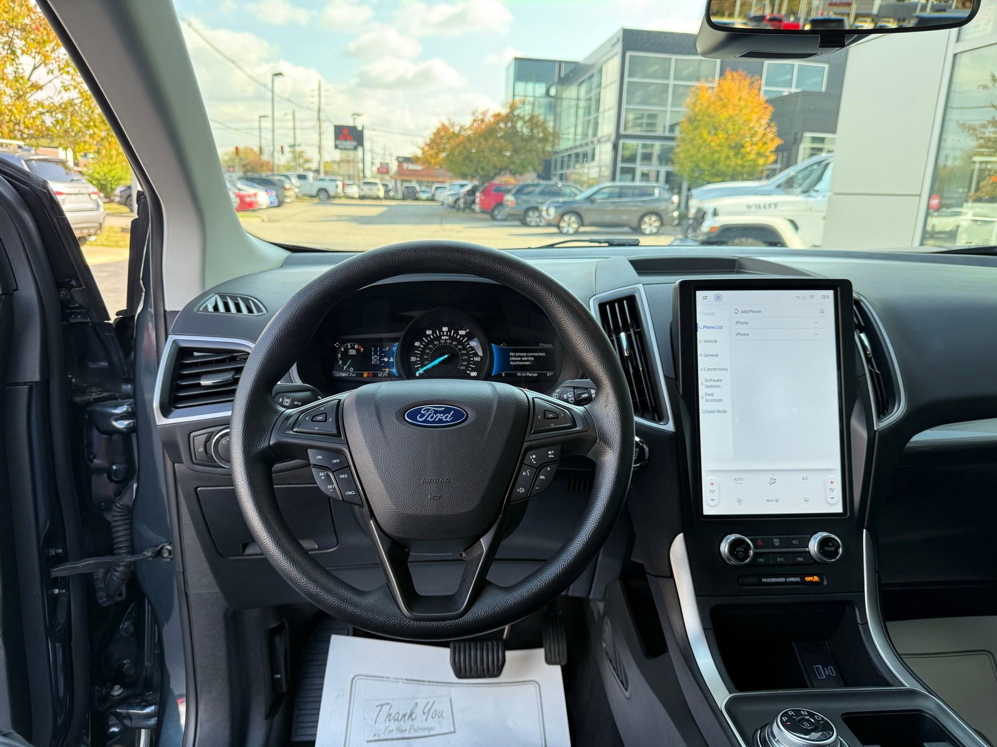 Used 2024 Ford Edge SE image 43