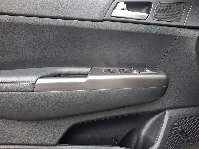 Used 2021 Kia Sportage LX image 12