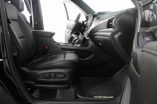 Used 2023 Chevrolet Traverse High Country image 28