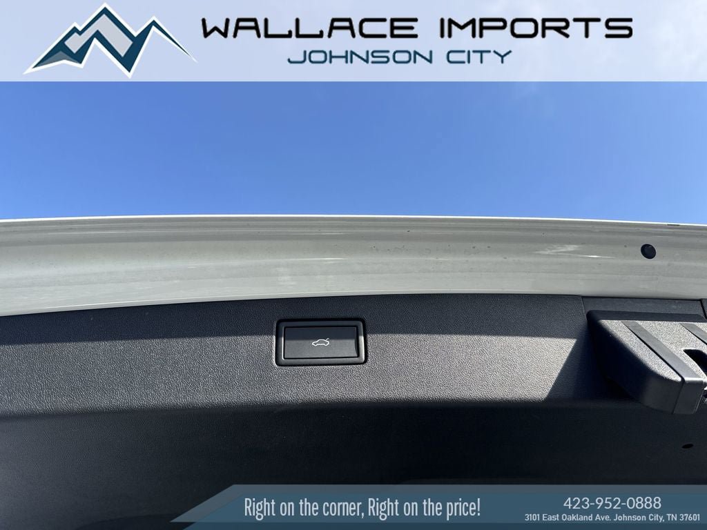 New 2025 Volkswagen Tiguan SE AWD/4WD image 42