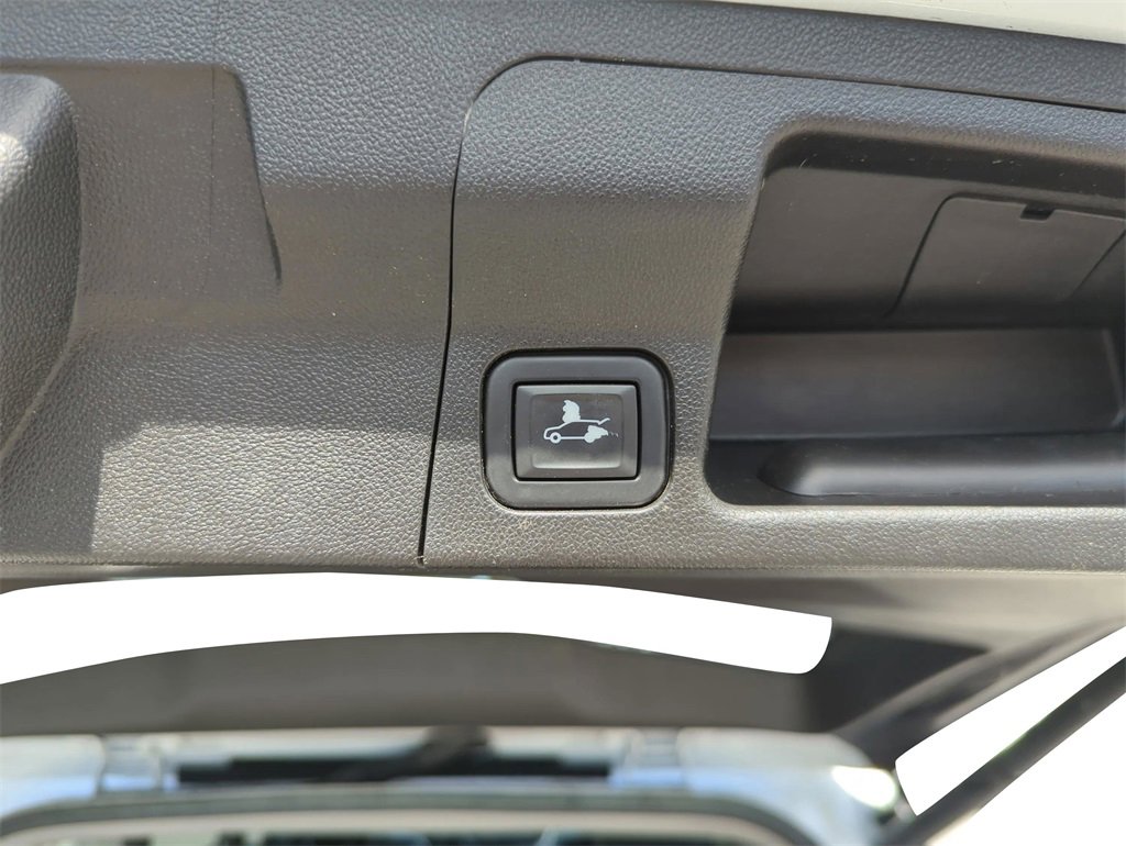 Used 2020 GMC Acadia SLT image 17