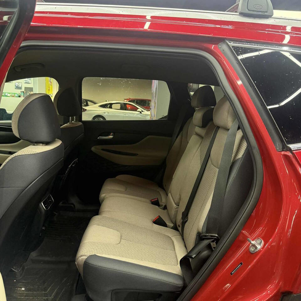 Used 2023 Hyundai Santa Fe SEL image 10