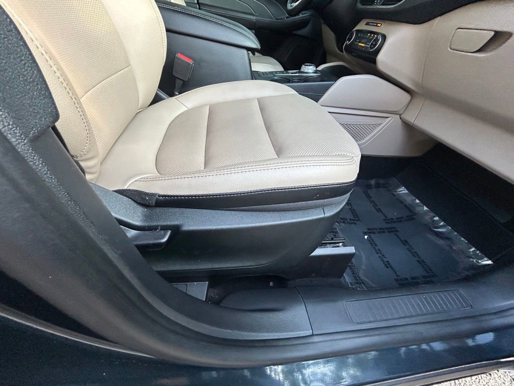 Used 2022 Ford Escape SEL FWD image 26