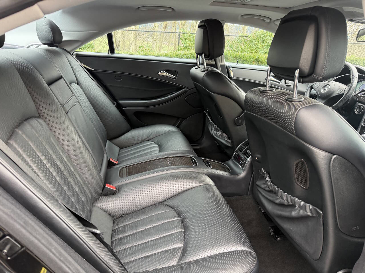 Used 2011 Mercedes-Benz CLS 550 image 30