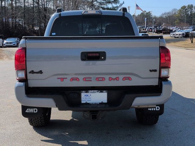 Used 2019 Toyota Tacoma TRD Sport image 6