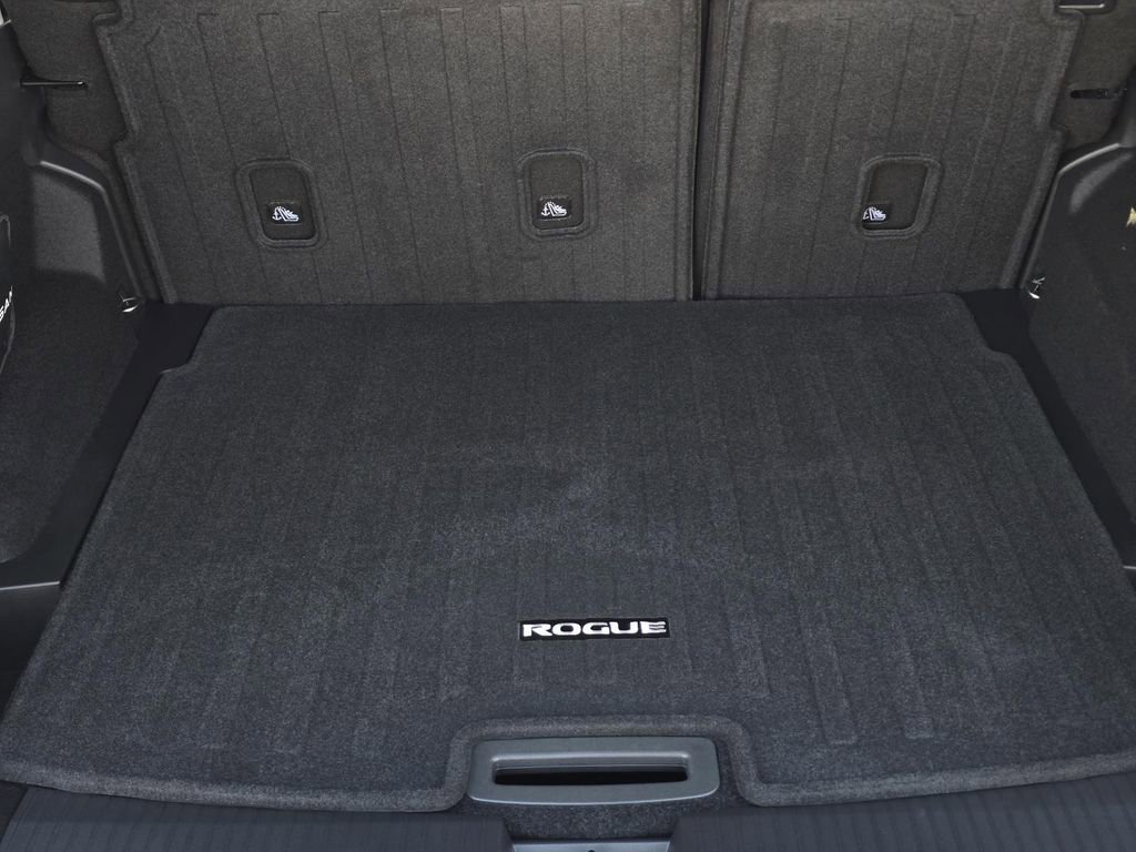 Certified 2026 Nissan Rogue SV w/ SV Premium Package image 10