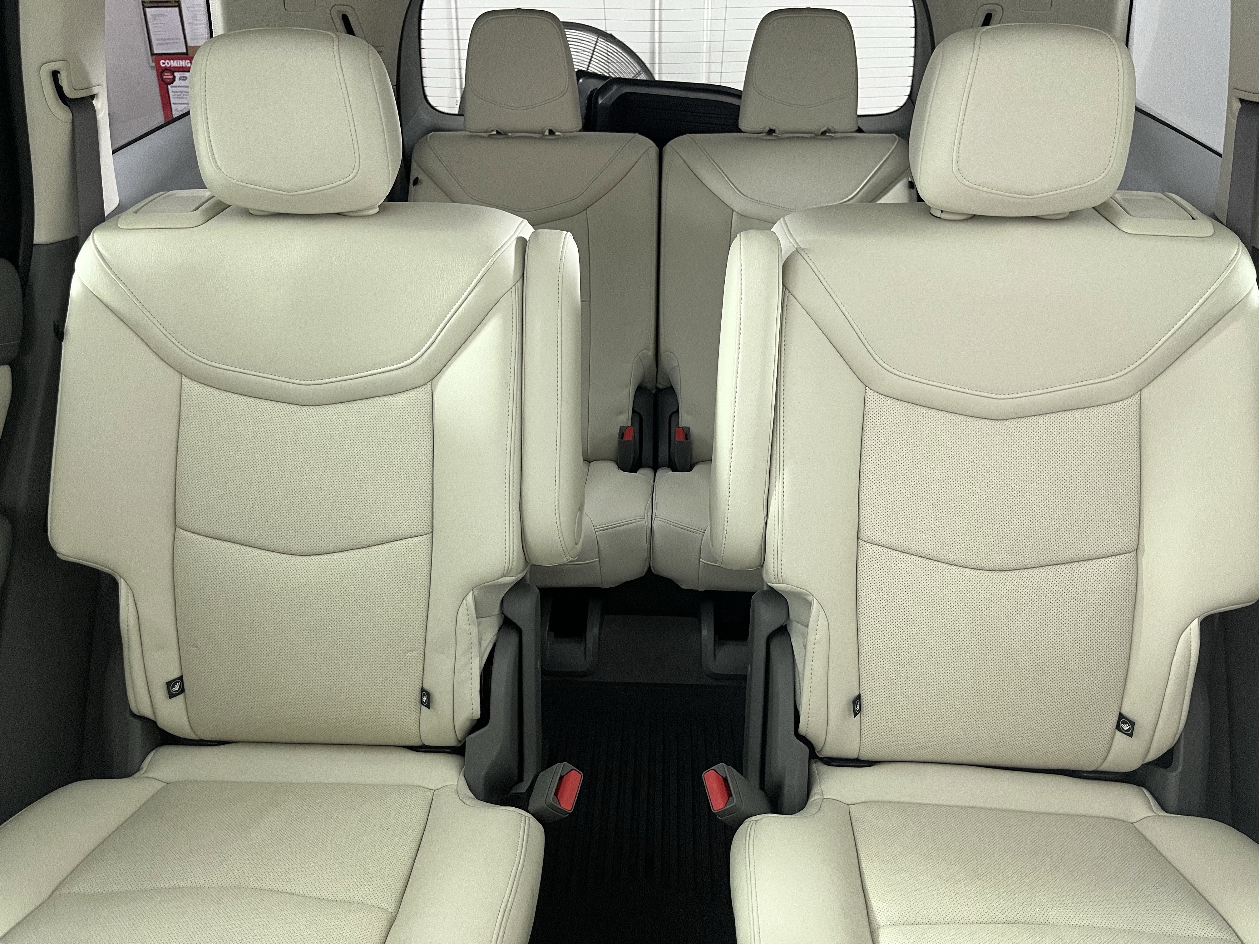 Used 2023 Cadillac XT6 Premium Luxury w/ Technology Package image 41