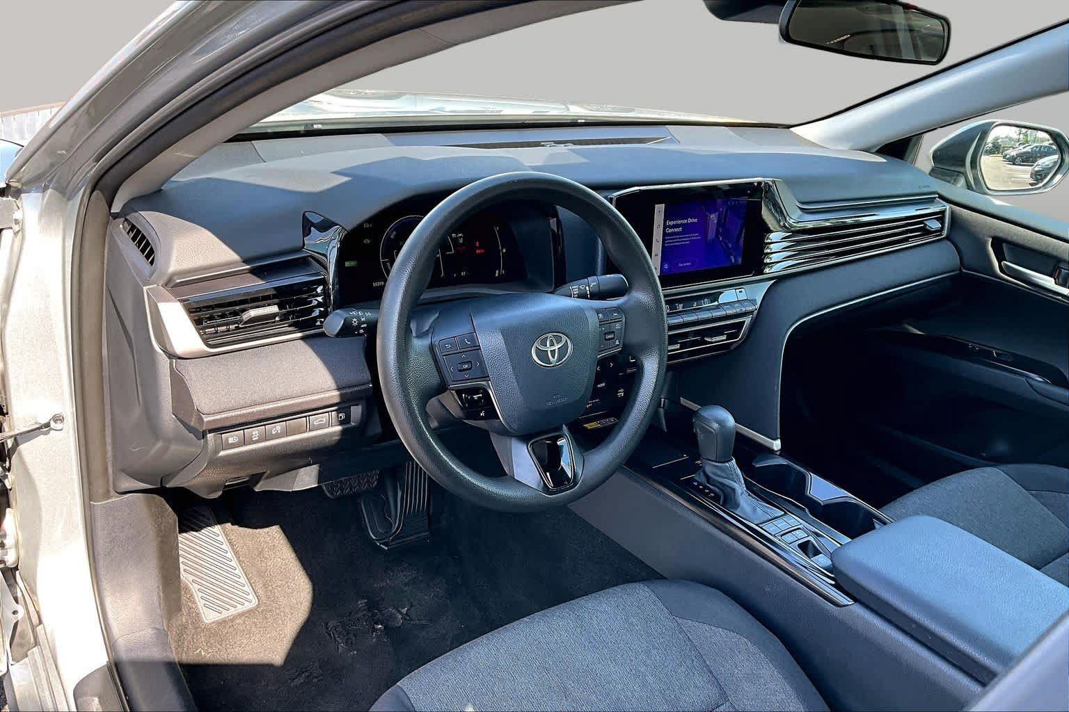 Certified 2025 Toyota Camry LE FWD image 18