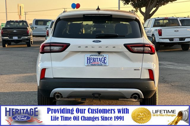 New 2024 Ford Escape SE w/ PHEV Premium Package FWD image 5