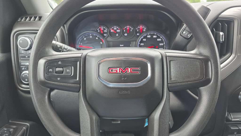Used 2021 GMC Sierra 3500 4x4 Crew Cab w/ Gooseneck/5TH Wheel Package image 25