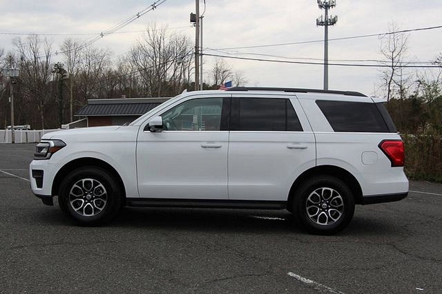 Certified 2024 Ford Expedition XLT AWD/4WD image 4