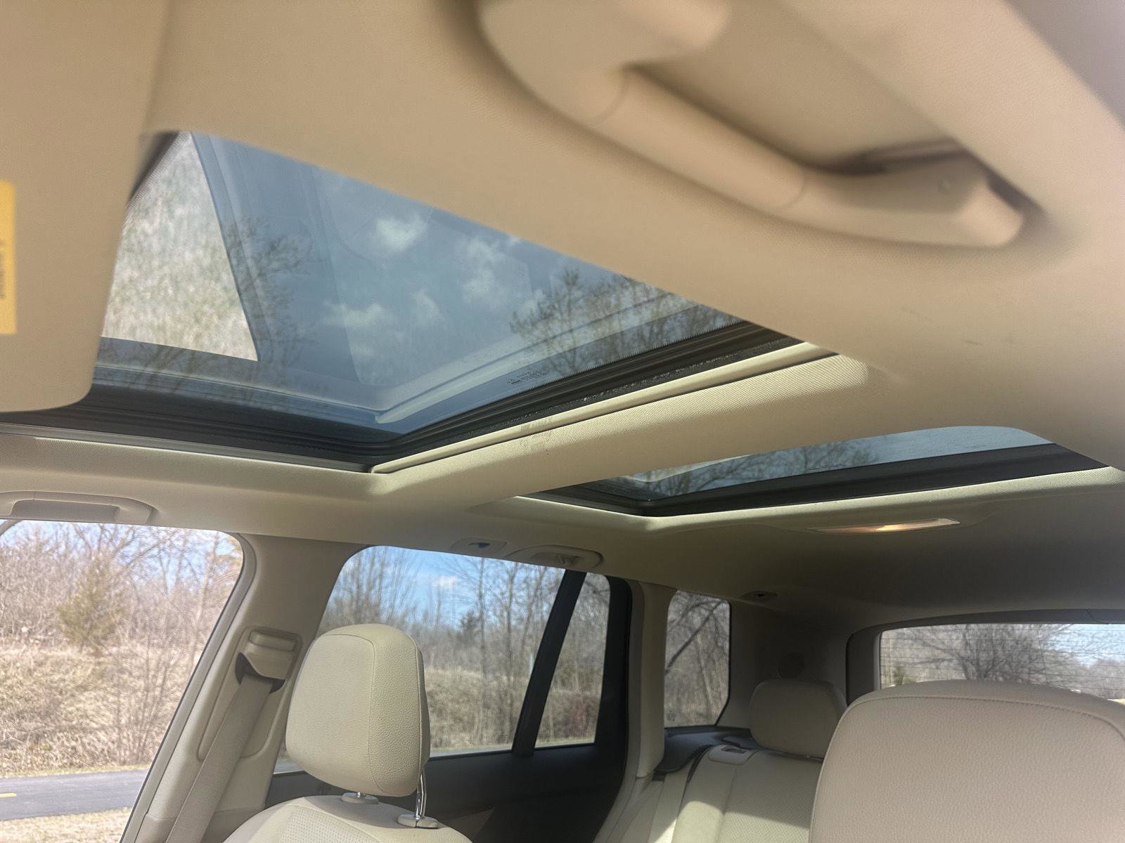 Used 2010 Mercedes-Benz GLK 350 4MATIC image 14