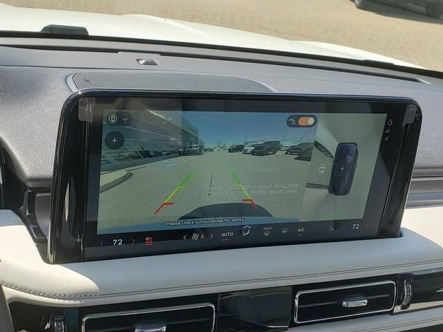 New 2026 Lincoln Aviator AWD image 20