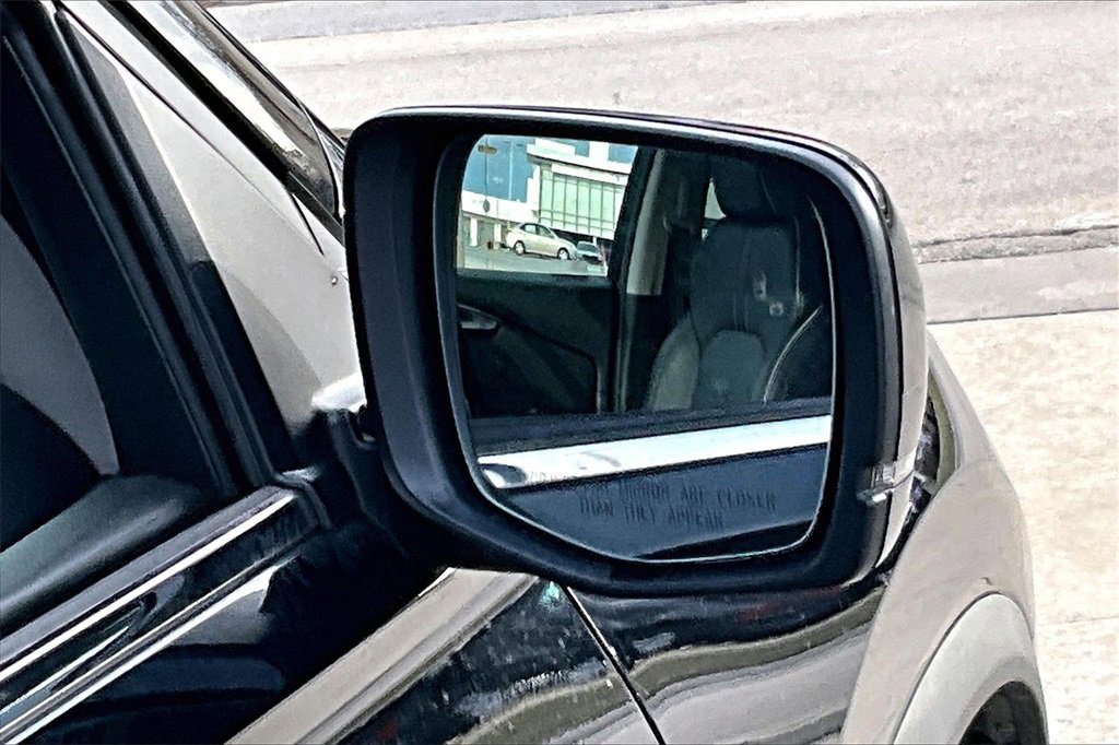 Used 2023 Honda Pilot Elite image 23