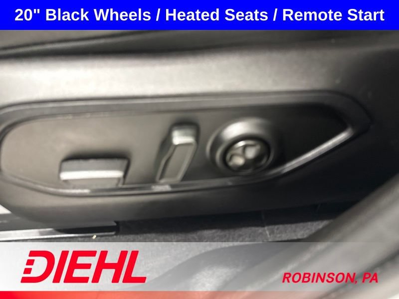 Used 2023 Jeep Grand Cherokee Altitude AWD/4WD image 20