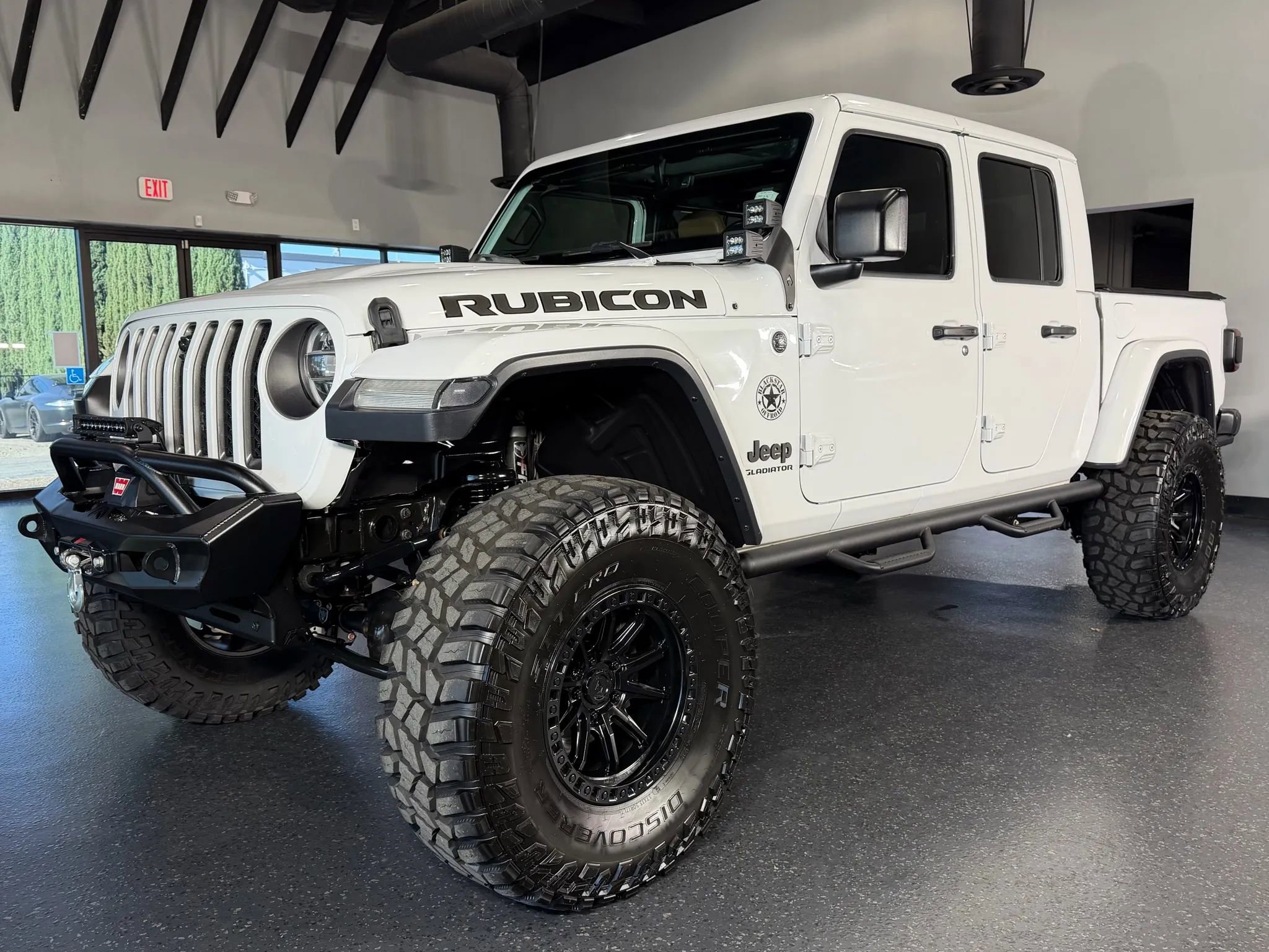 Used 2021 Jeep Gladiator Rubicon AWD/4WD image 6